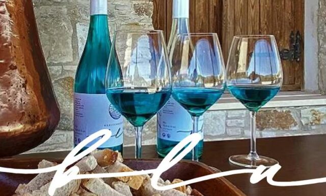 地中海ブルー 青ワイン 特徴